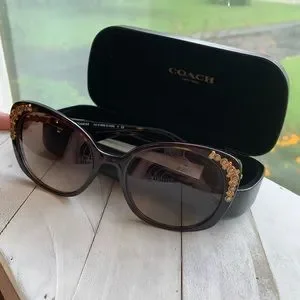 Coach Sunglasses HC8186B Dark Tortoise Coach HC8186B L1595 500211 Black Frame With Gold Floral  main image 2